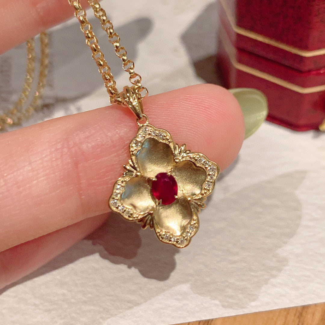 Vintage 18K Solid Gold Ruby Diamond Clover Pendant