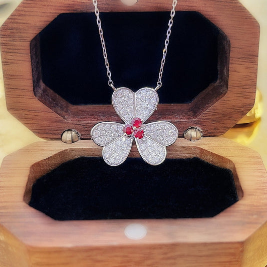 Vintage 18K Solid Gold Ruby Diamond Three leaf Flower Pendant Necklace