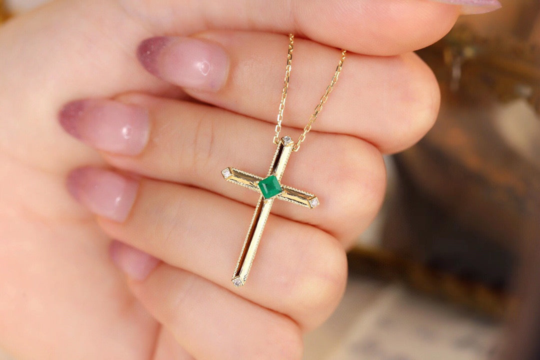 Art Deco 18K Solid Gold Emerald Diamond Cross Pendant Necklace/18K solid gold Cross Pendant/Wedding,Anniversary necklace/gift for her