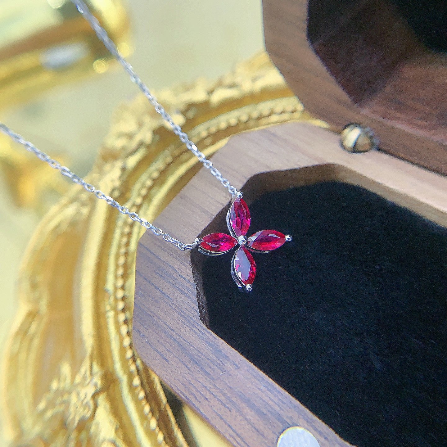 Vintage 18K Solid Gold Genuine Ruby Necklace