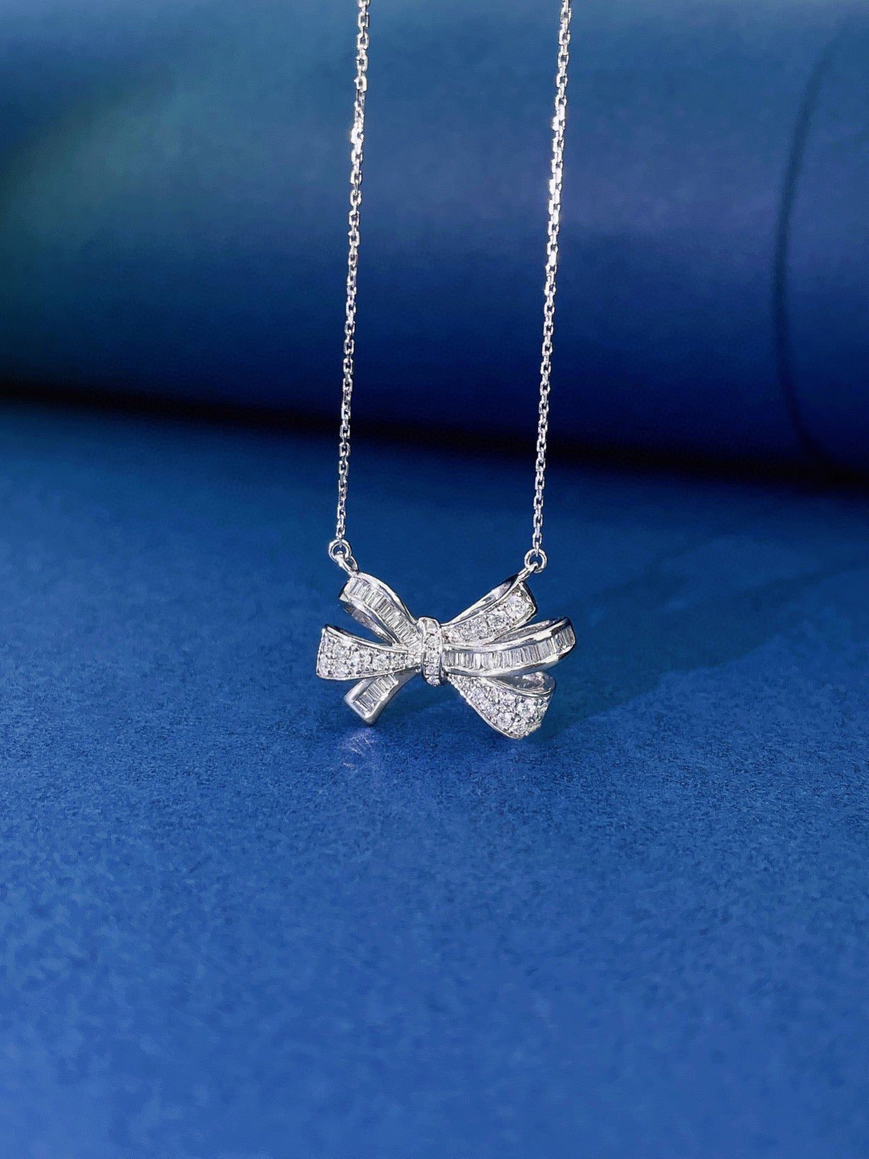 Classic 18K Solid Gold Bow Full Diamond Necklace