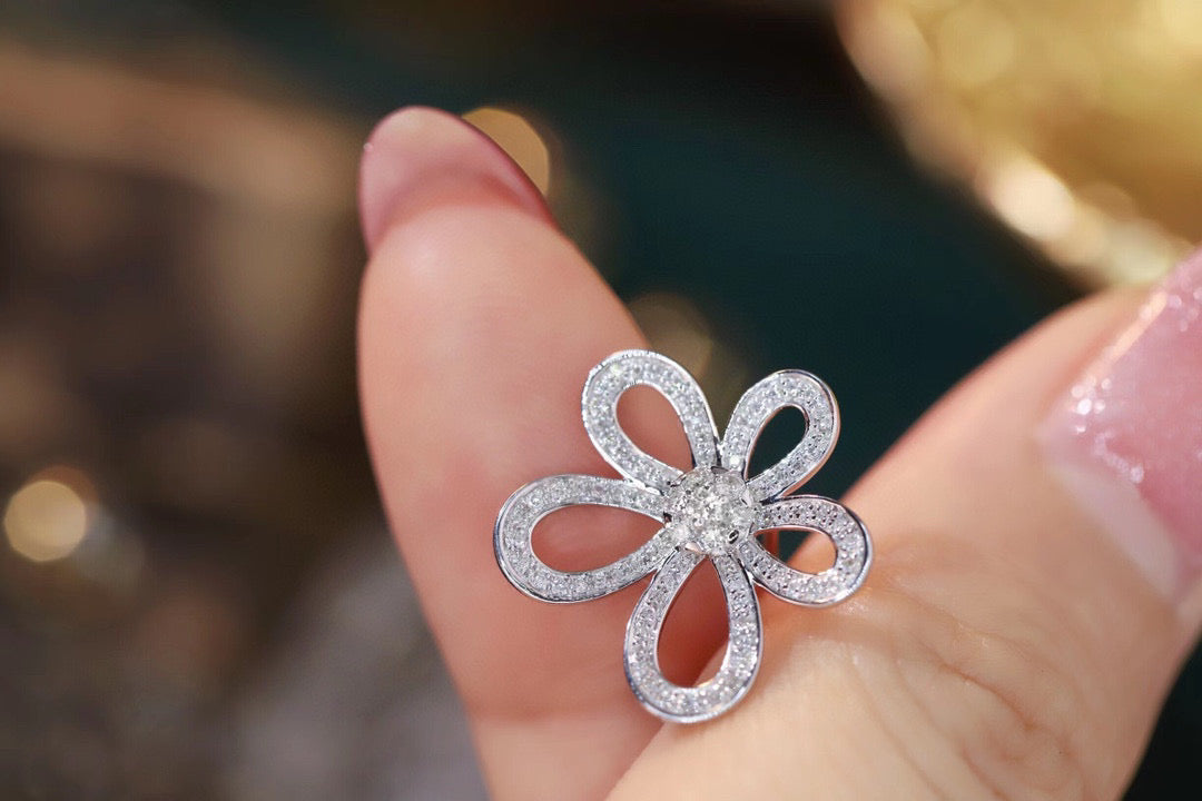 Vintage 18K Solid Gold Diamond Flower Earrings