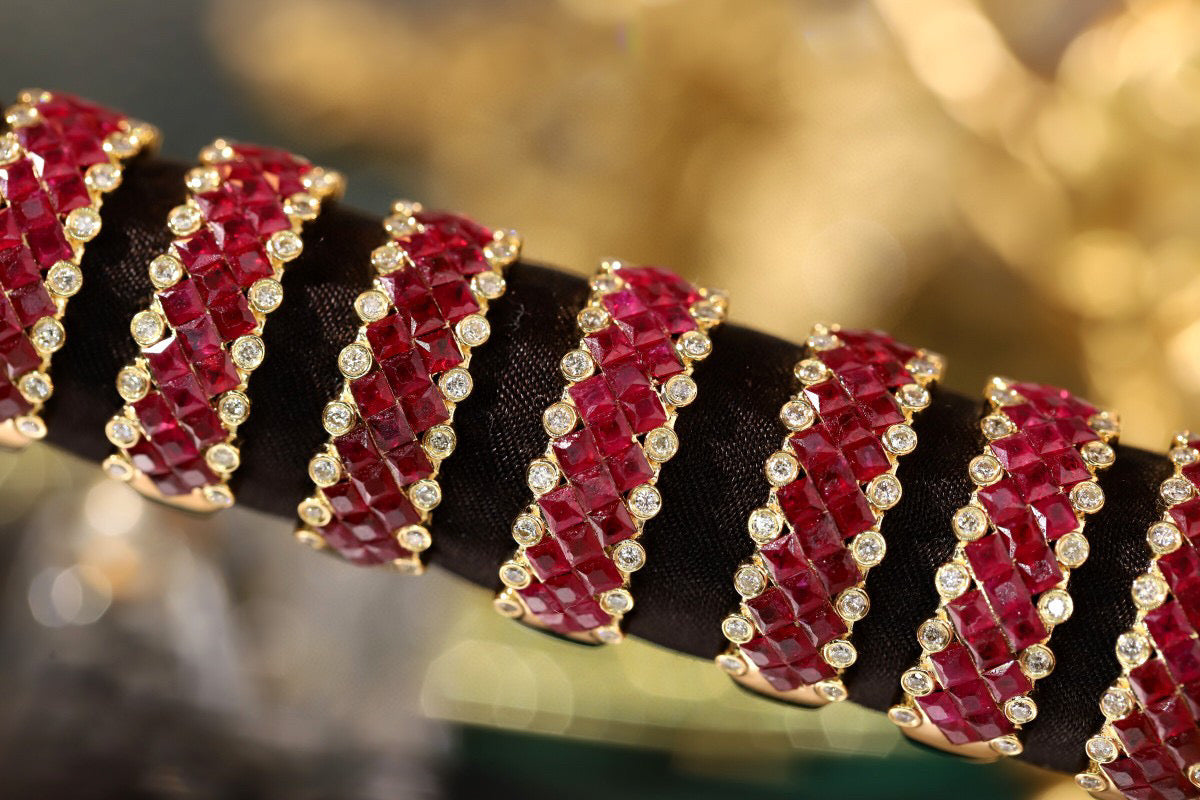 Art Deco 18K Solid Gold Ruby Diamond Band