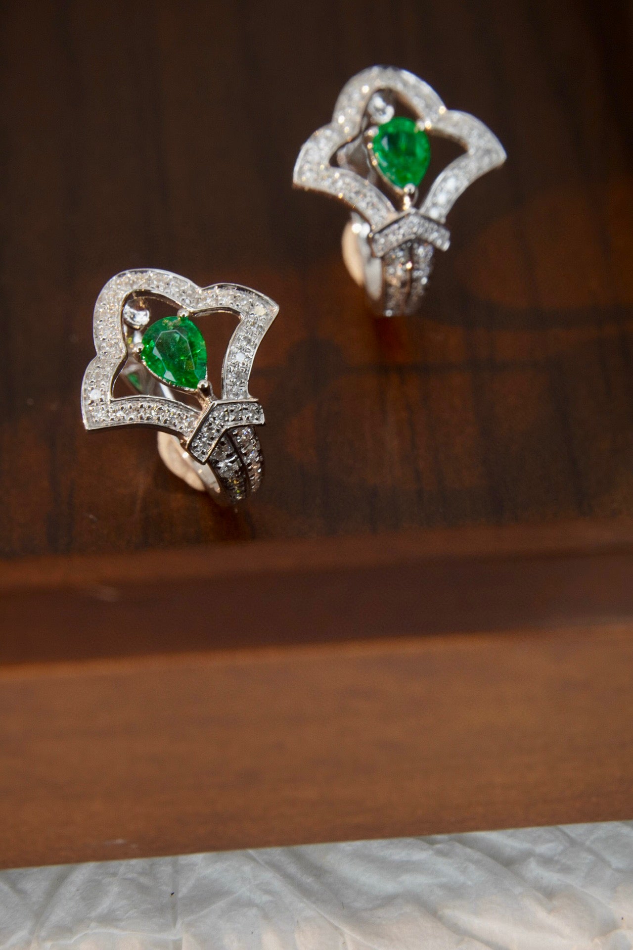 Vintage 18K Solid Gold Genuine Emerald and Diamond Earrings