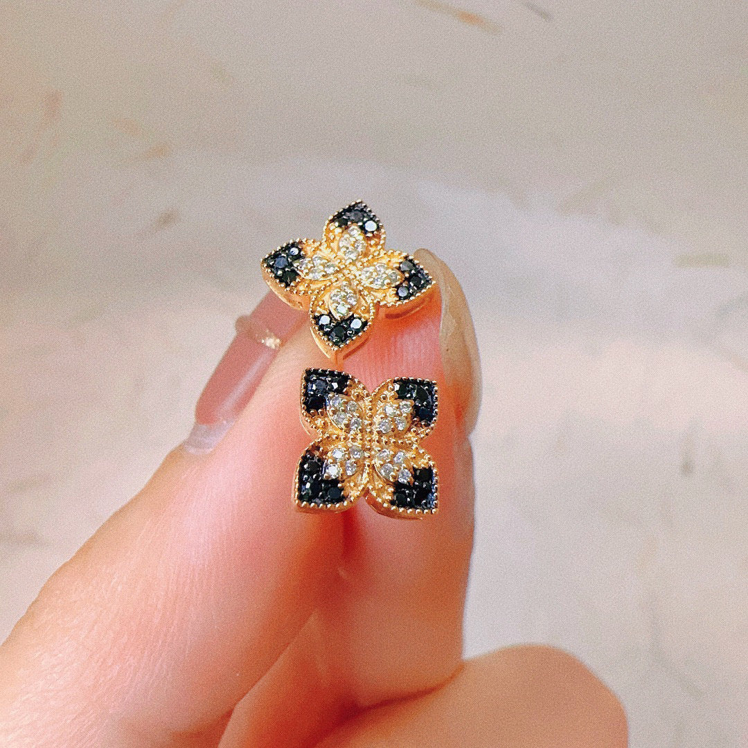 Vintage 18K Solid Gold Four Leaf Flower Stud Earrings,Black Diamond Earrings