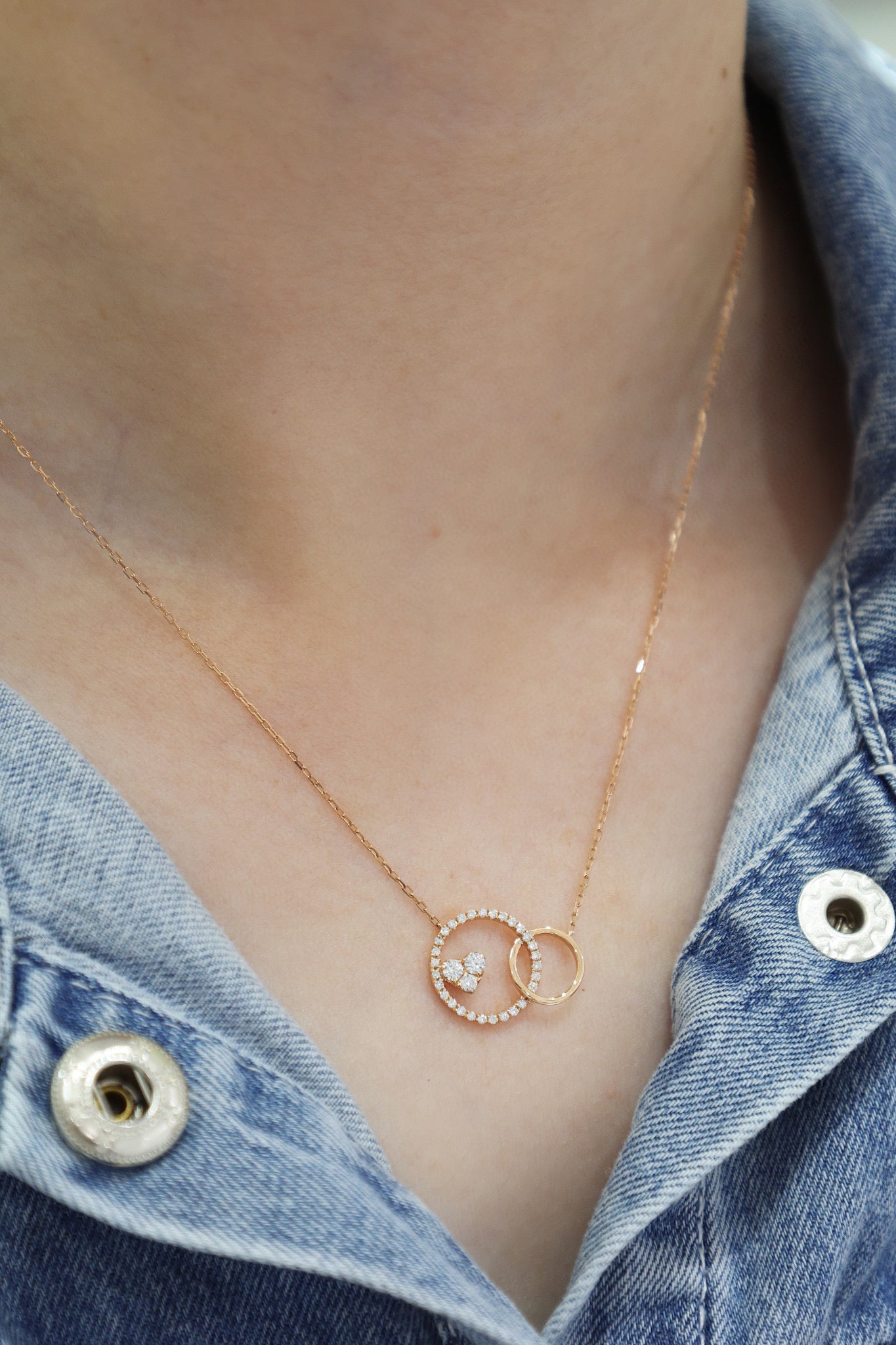 Classic 18K Solid Gold Diamond Two Circles Necklace