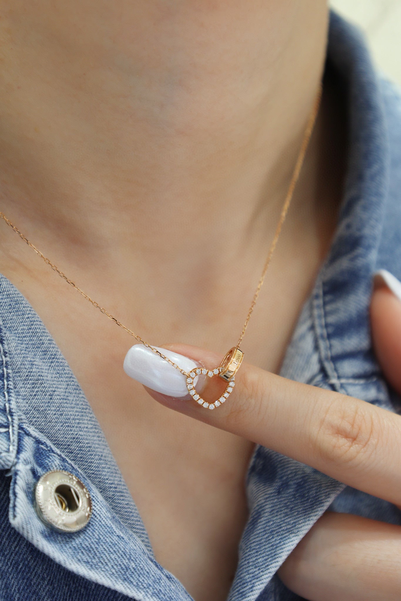 Vintage 18K Solid Gold Diamond Heart Necklace