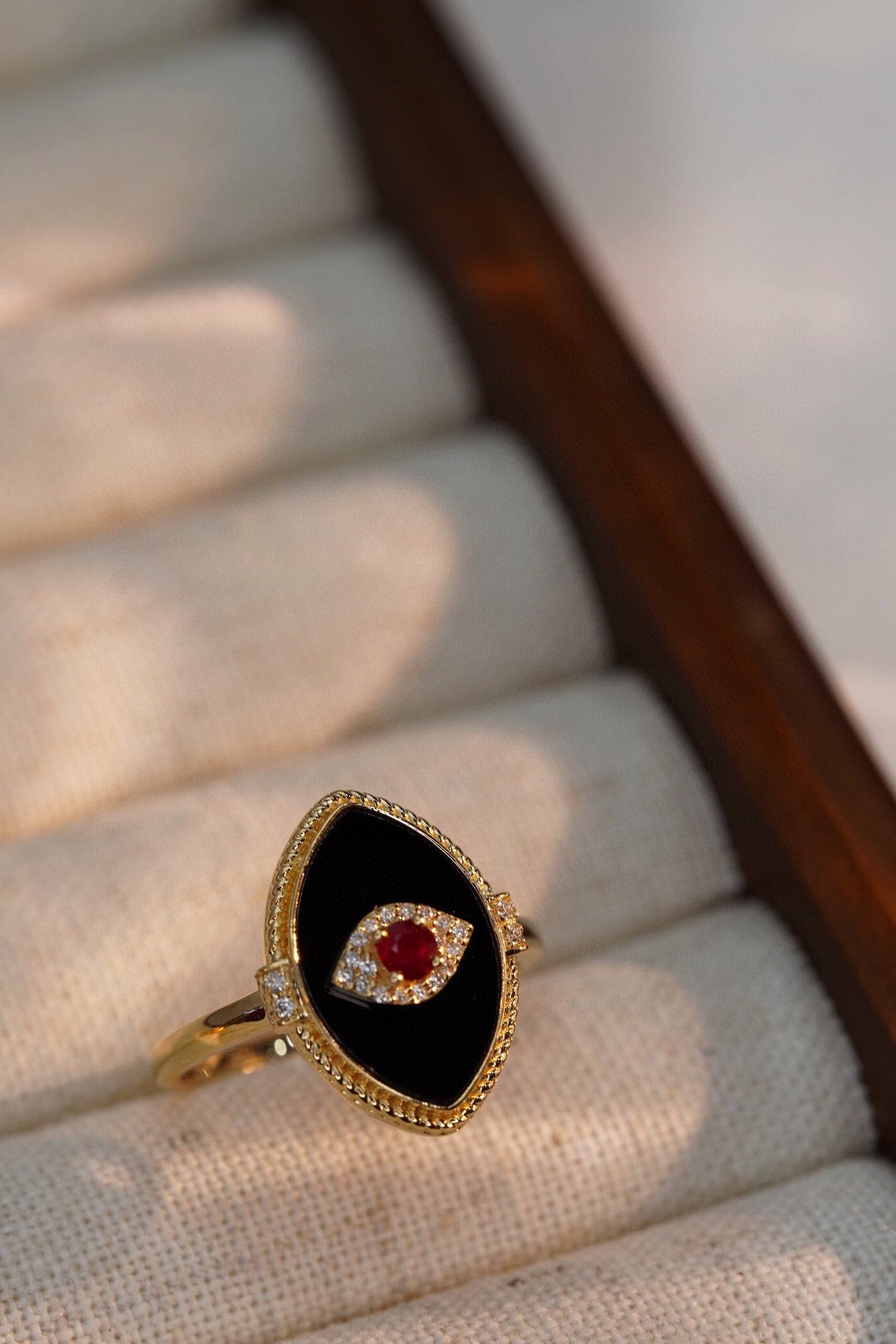 Vintage 18K Solid Gold Natural Ruby, Diamond, Onyx Evil Eyes Ring