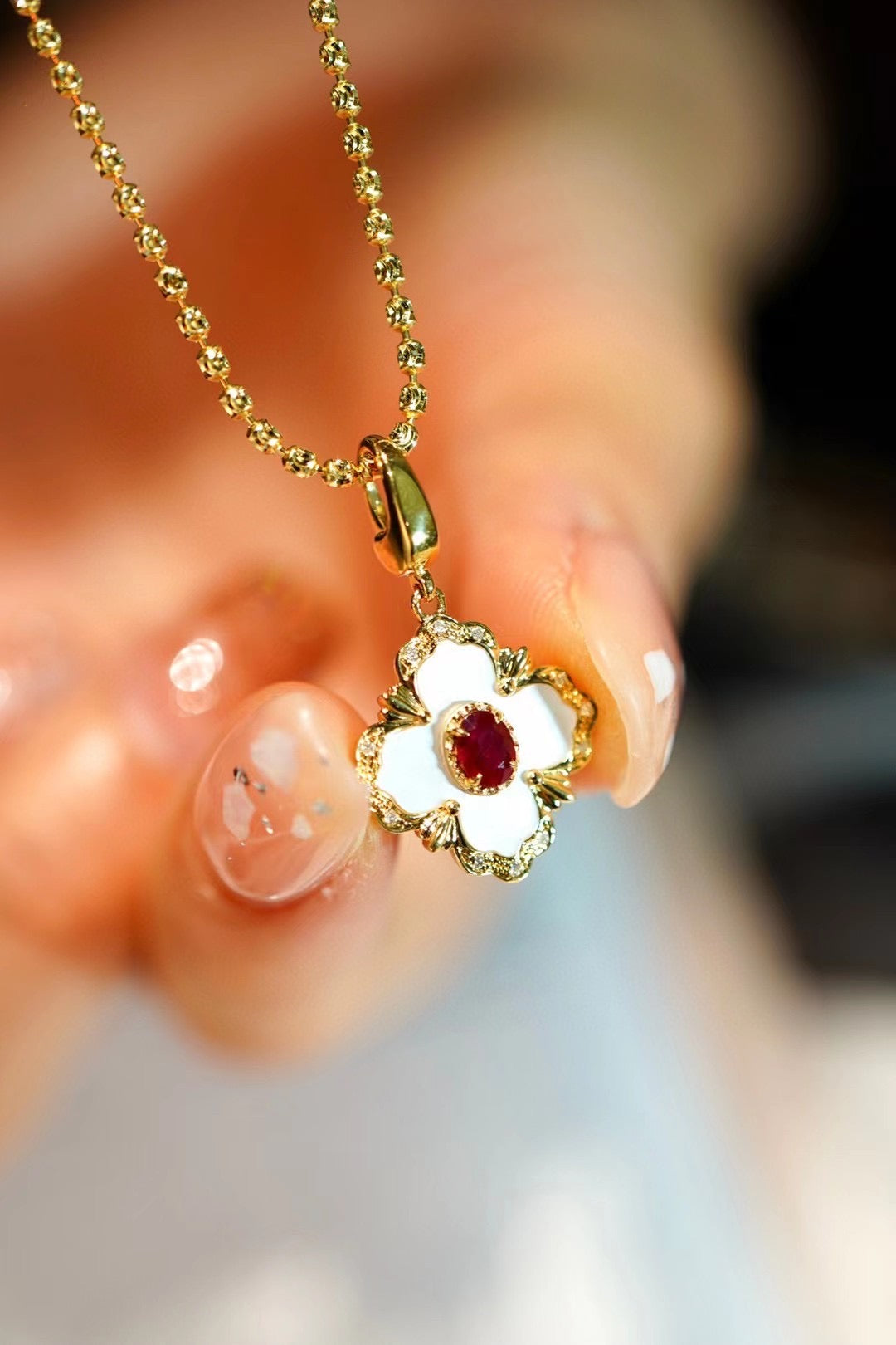 Vintage 18K Solid Gold Genuine Ruby Diamond Pendant/Genuine Ruby diamond clover pendant/Real Ruby pendant/Wedding ,engagement /Gift for her