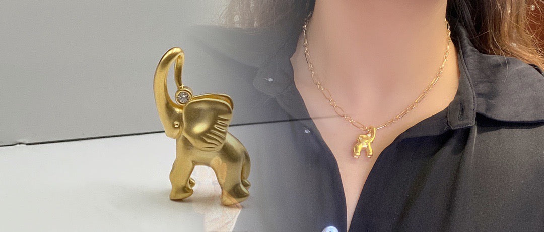 18K solid Gold Elephant Diamond Pendant/puffy solid gold Elephant Pendant/Elegant pendant/gift for her