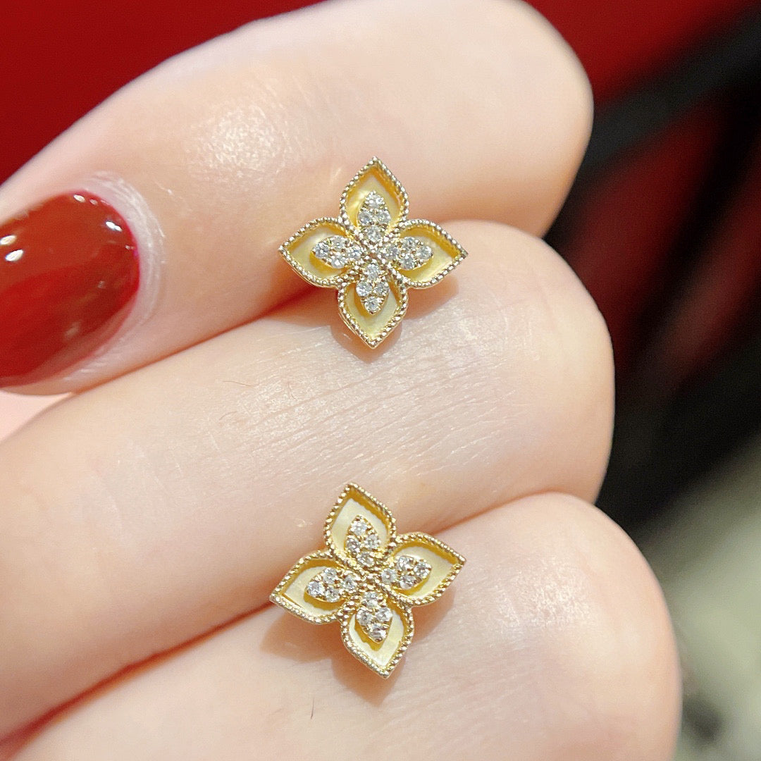 Lucky Clover Stud Earrings/18K Solid Gold Four Leaf Flower Diamond Stud Earrings