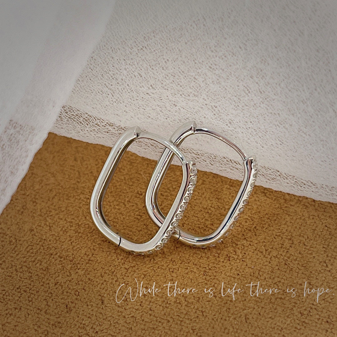 18K Solid Gold Diamond Hoop Earrings, Half Eternity Diamond Hoop Earrings , everyday wear earrings